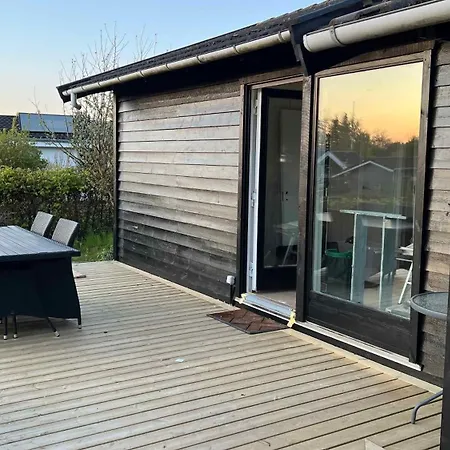 Holiday home Nyistandsat Stort Taet Pa Vandet Karrebaeksminde